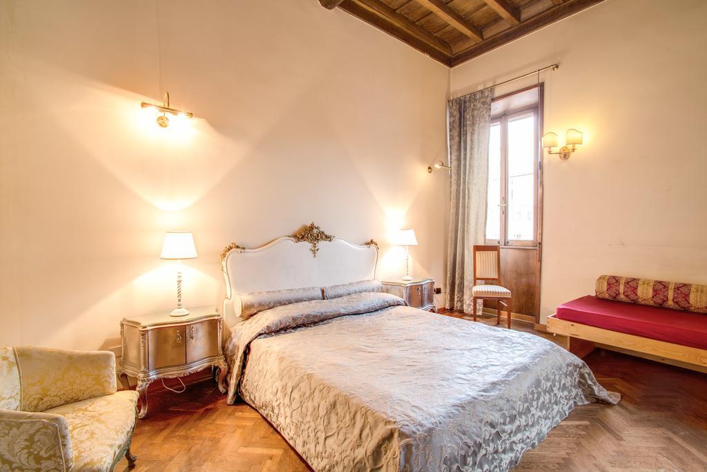 La Casa Del Capitano Hotel Rome Exterior photo